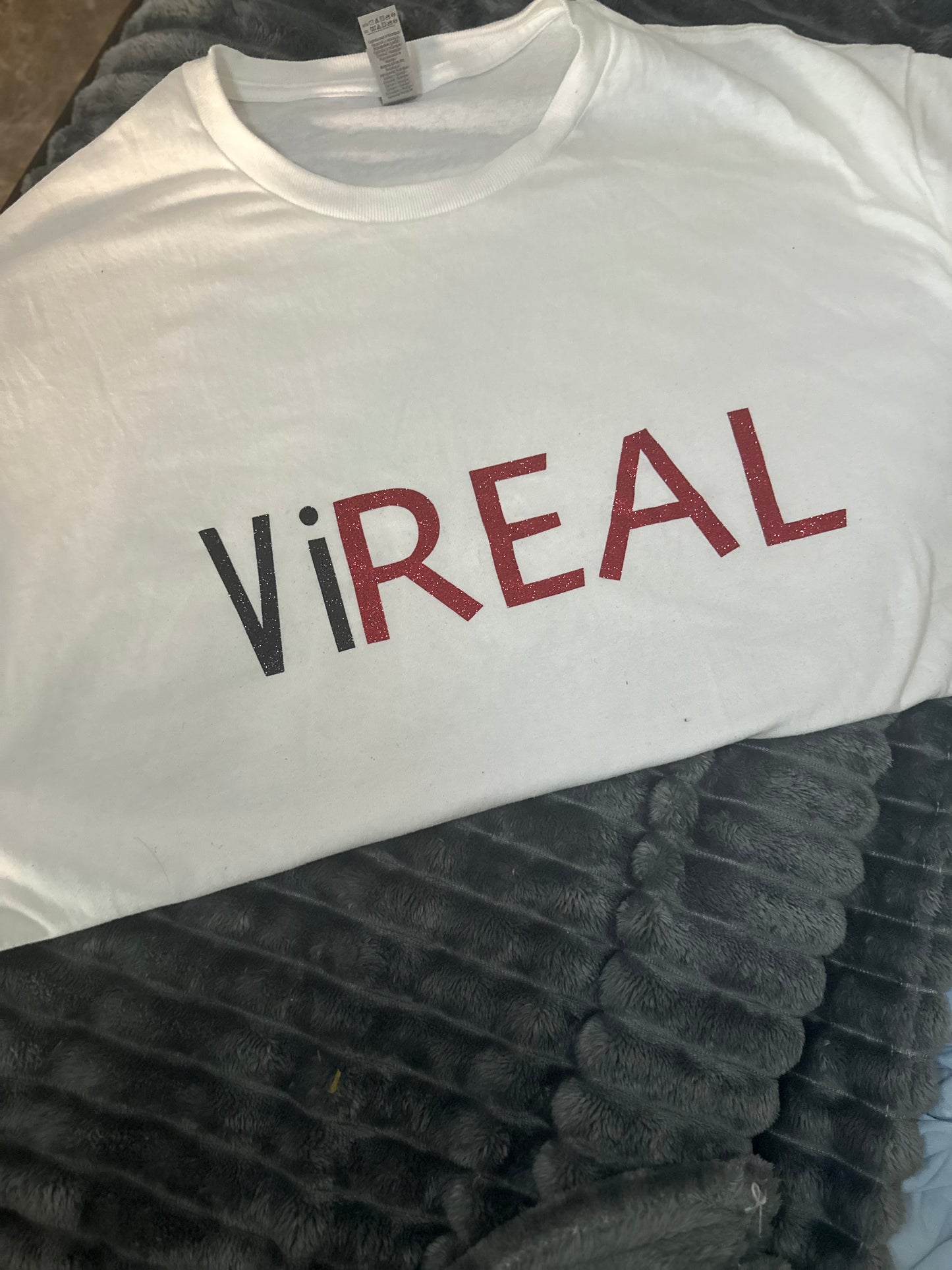 ViReal Unisex Tshirt